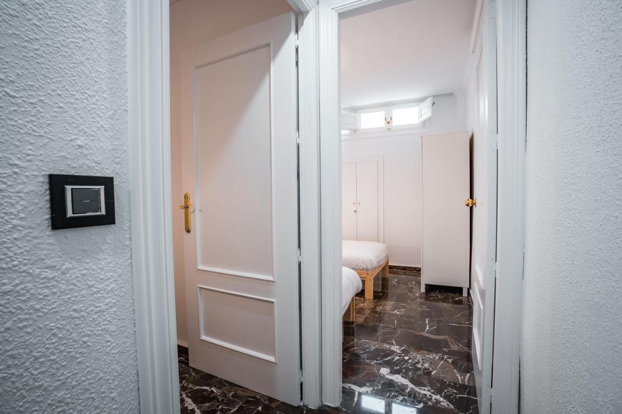 Qh Ayuntamiento 02 Apartment Гранада Екстериор снимка